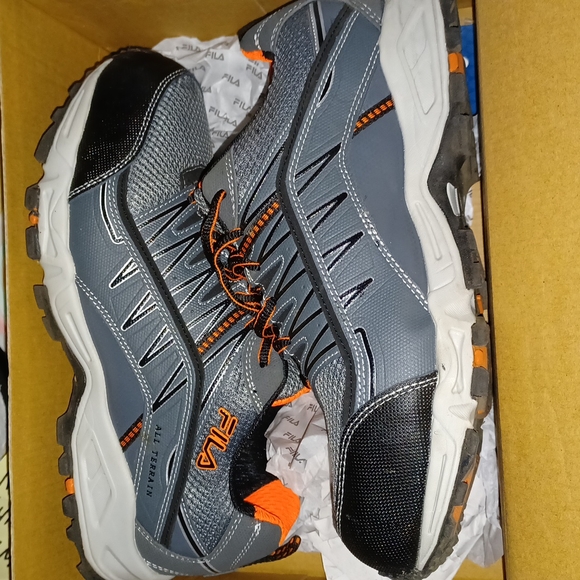 Fila memory foam size 9 in men. - Picture 6 of 7